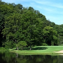 Izumi Park Town Golf Club