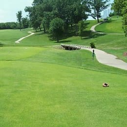 Grand Summit Golf & Country Club