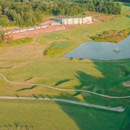 The River Club Golf & Learning Center