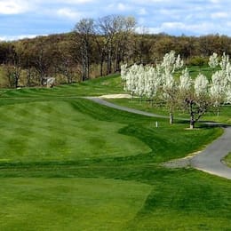 Apple Greens Golf Course