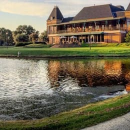 Le Triomphe Golf & Country Club
