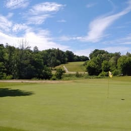 Uplands Golf & Ski Club