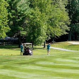 Pine Oaks Golf Course