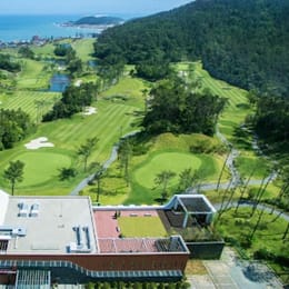 Haeundae Beach Golf & Resort