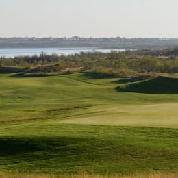 12 Shores Golf Club