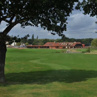 The Rayleigh Club (East)