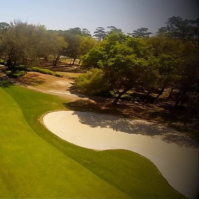 Peninsula Golf & Racquet Club