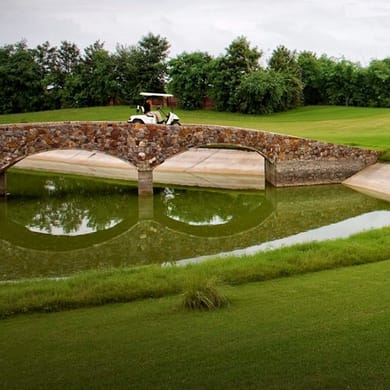 Tarudhan Valley Golf Resort