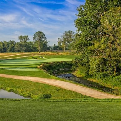 Valley of the Eagles Golf Club