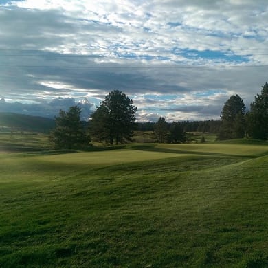 Shining Mountain Golf Course