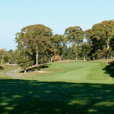 Middle Island Country Club