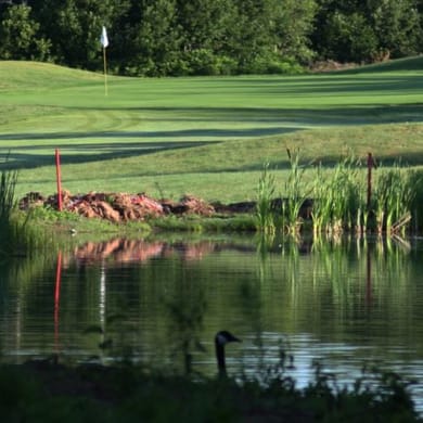 Lakeside Golf & Country Club