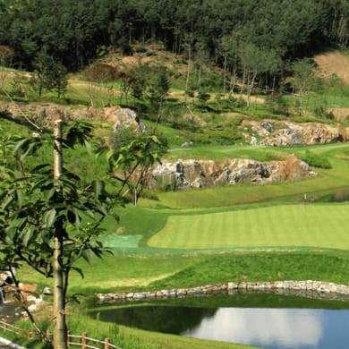 Hill de Loci Country Club