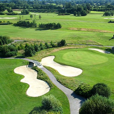 Golf Amirauté (The Arts)