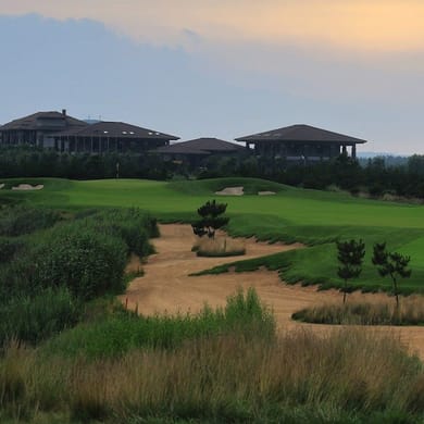 Qingdao Golden Mountain Golf Resort (A)
