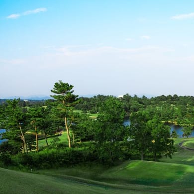 Ube 72 Country Club Mannenike East