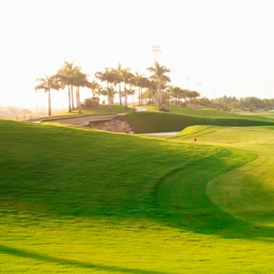 Diamond Bay Golf & Villas
