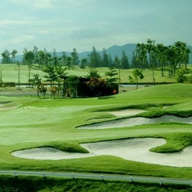 Rancho Charnvee Golf Resort