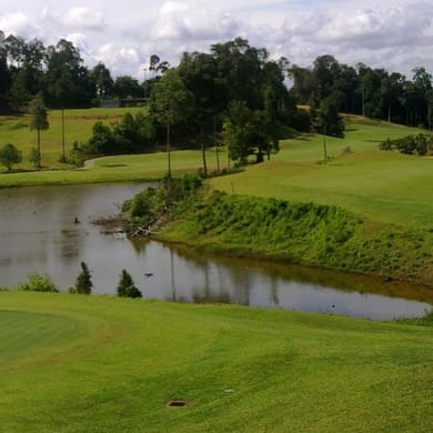 Kelab Golf Bukit Besi