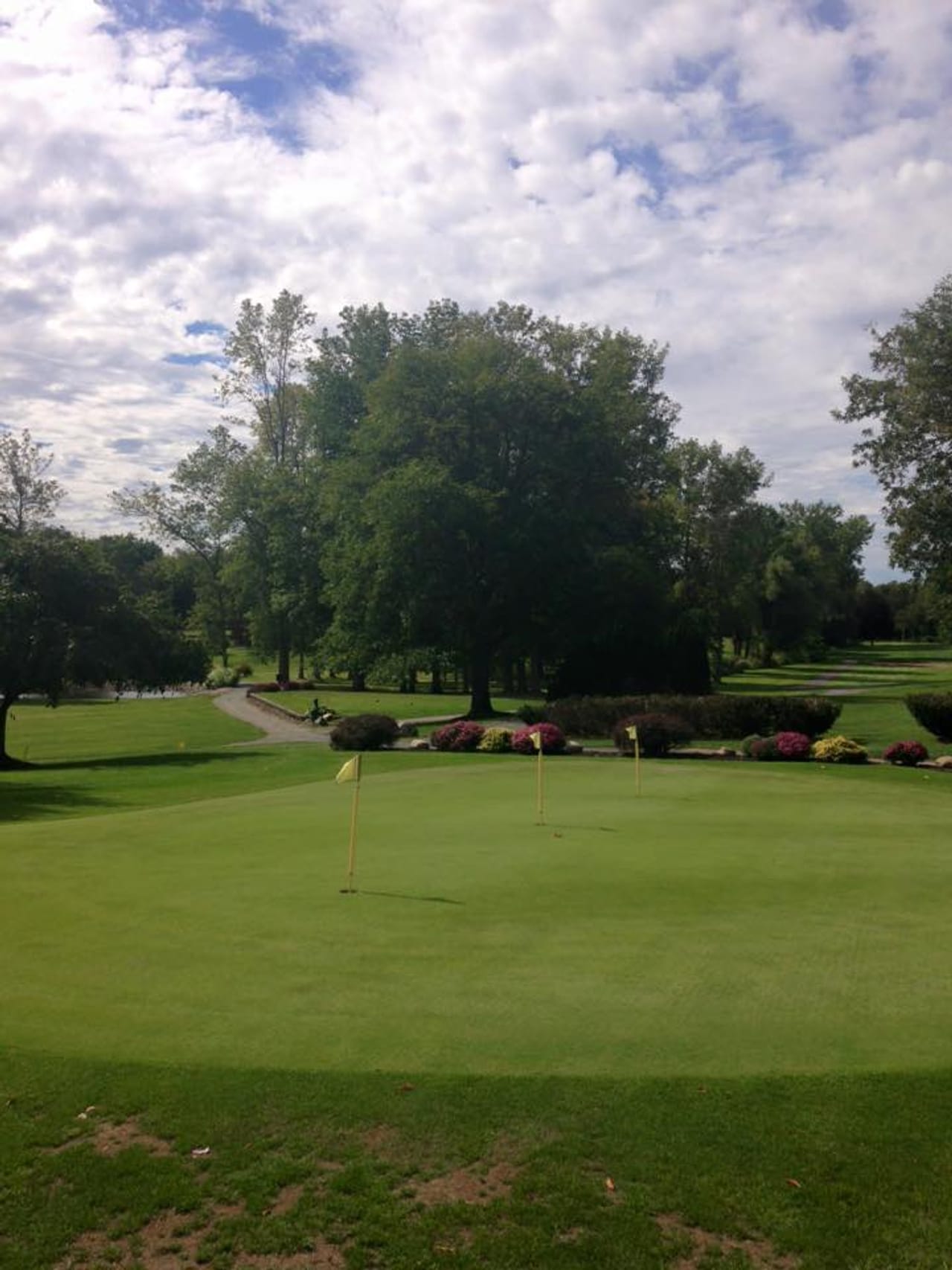 Pinewood Country Club