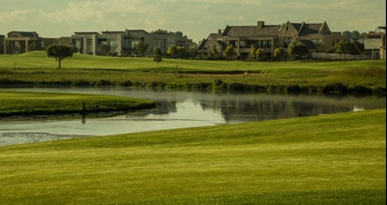 Serengeti Golf & Wildlife Estate (Whistling Thorn Par 3)