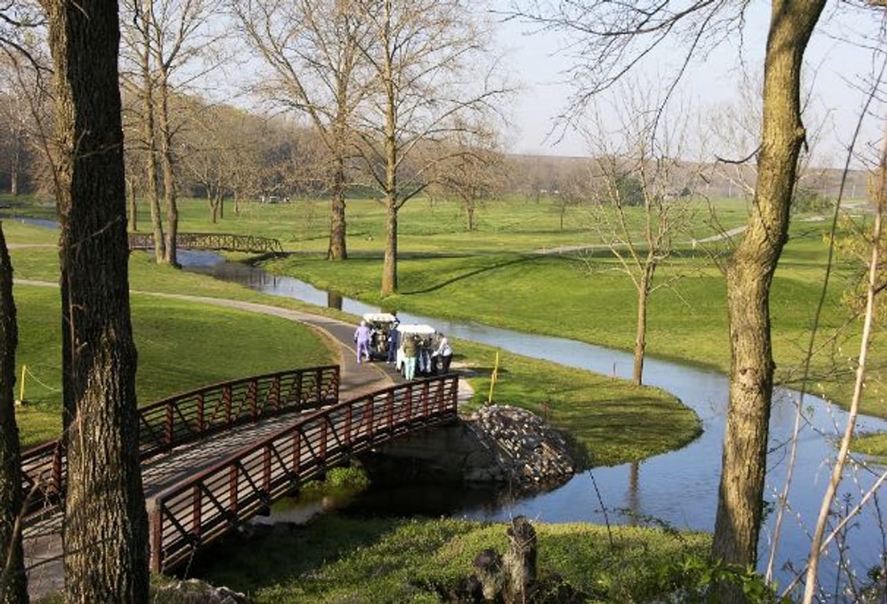 Bella Vista - Scotsdale Golf Course