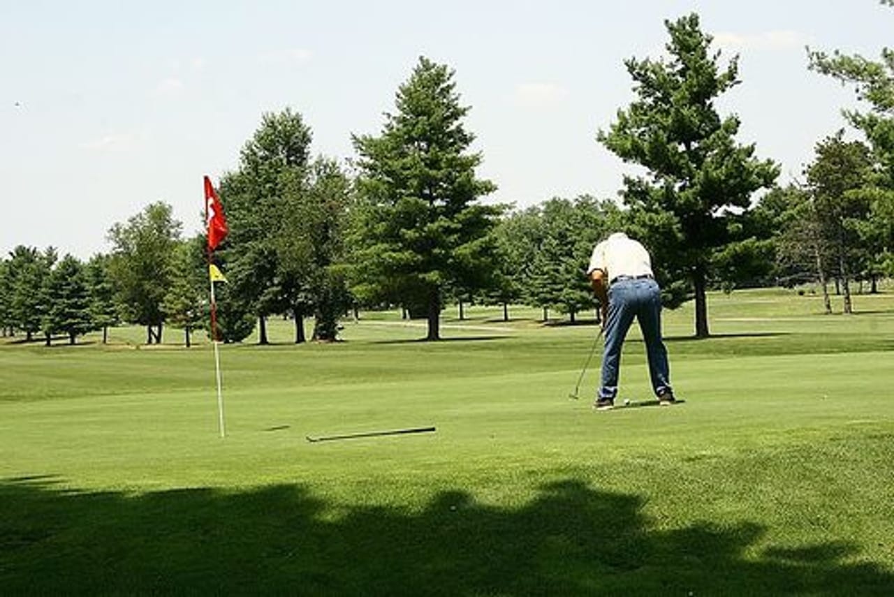 Phil Harris Golf Course