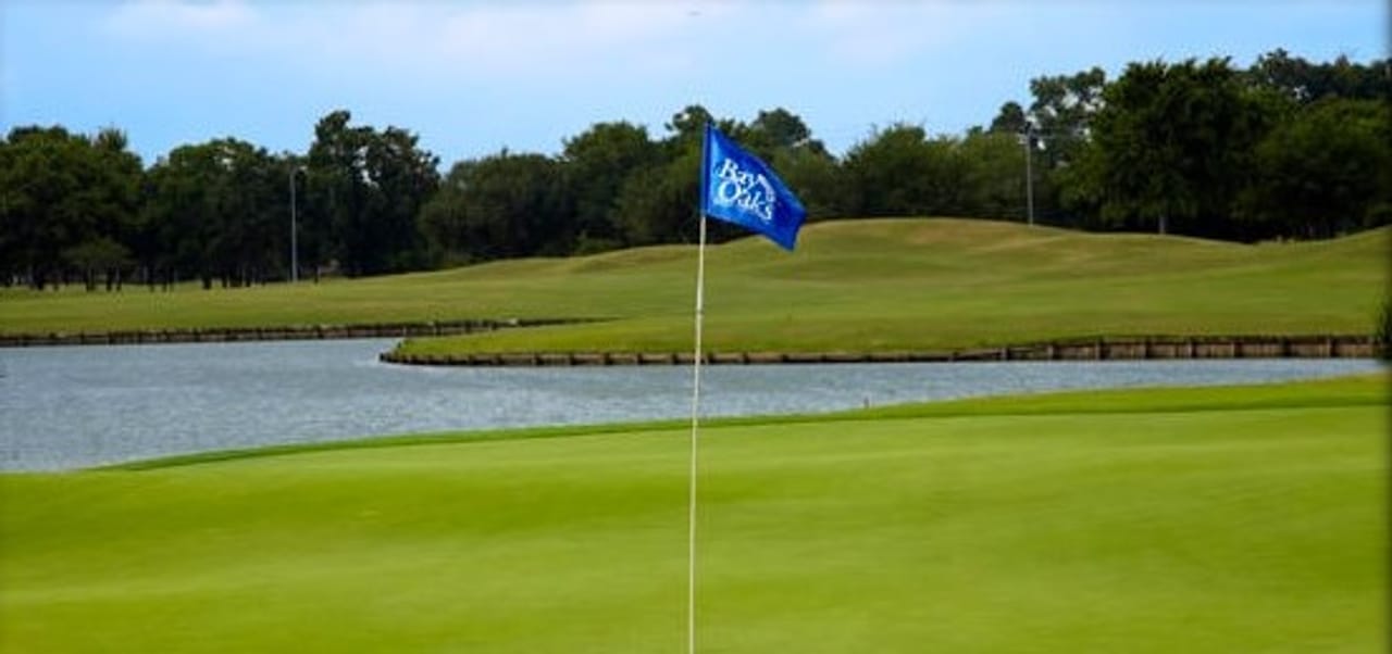 Bay Oaks Country Club