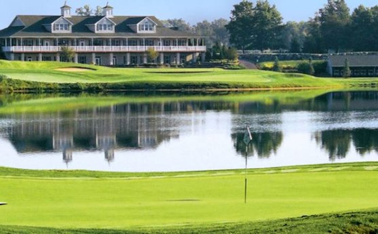 Hawk Hollow Golf Course