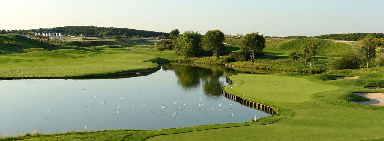 Le Golf National (L'Albatros)
