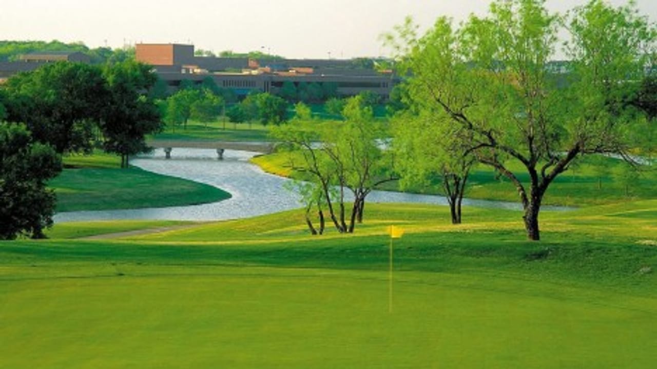 Four Seasons Resort & Club (Cottonwood Valley)