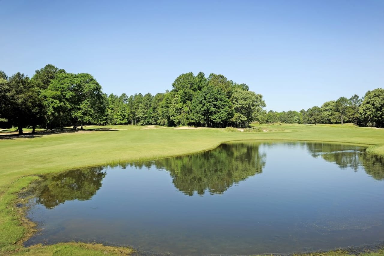 Pine Dunes Resort & Golf Club