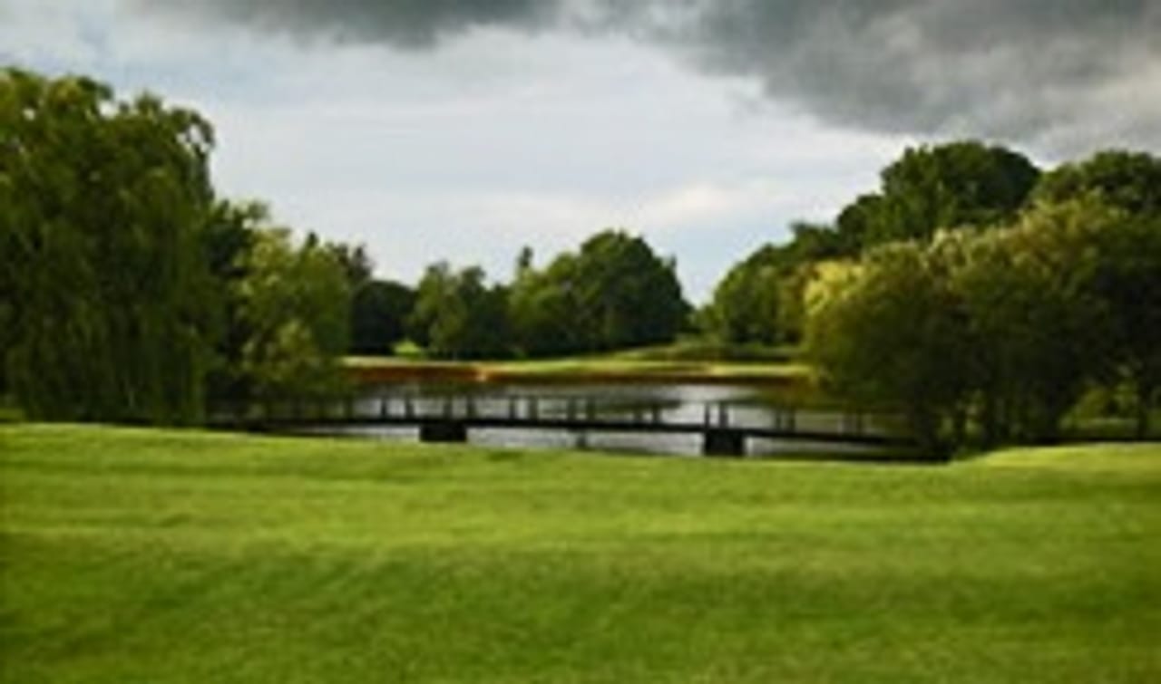 Ballards Gore Gof Club