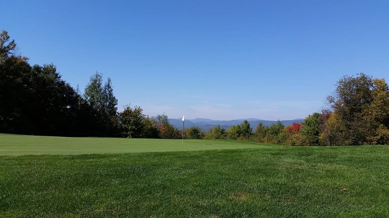 Crown Point Country Club