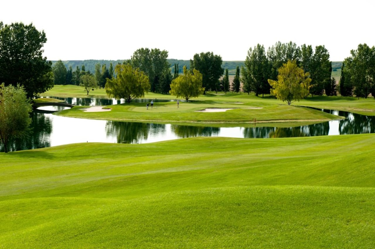 Cottonwood Golf & Country Club