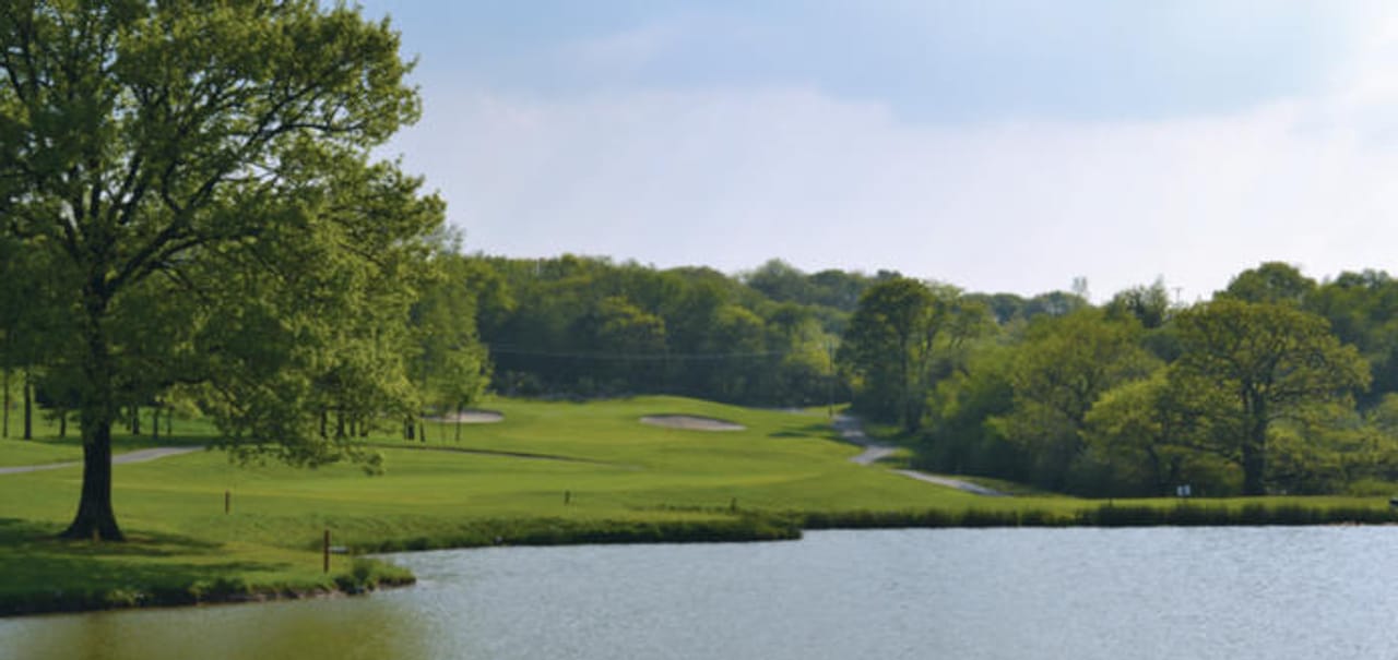 Ashbury Golf Hotel (Willows)