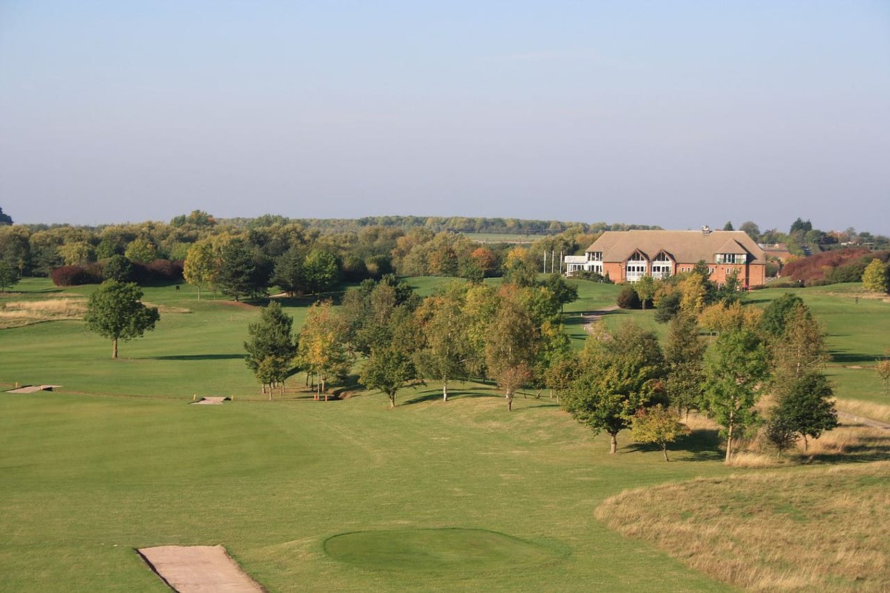 The Vale Golf & Country Club (International)
