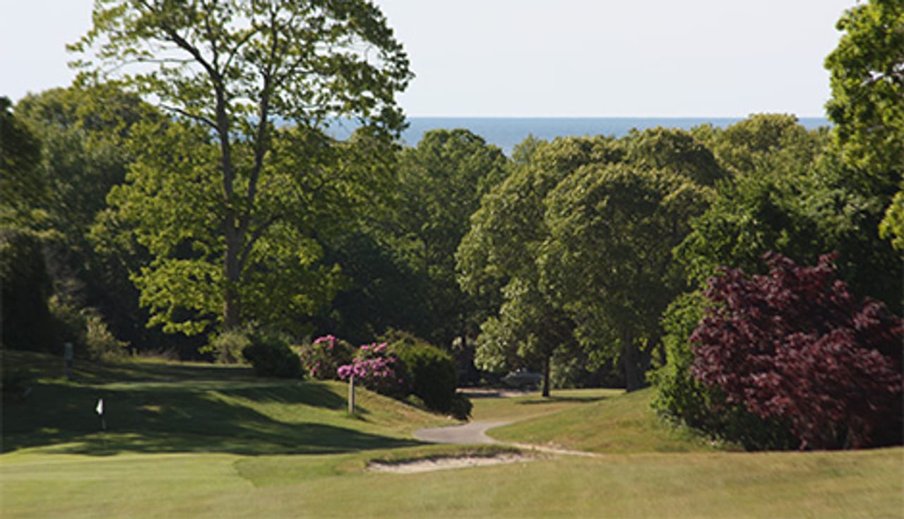 Winnapaug Country Club