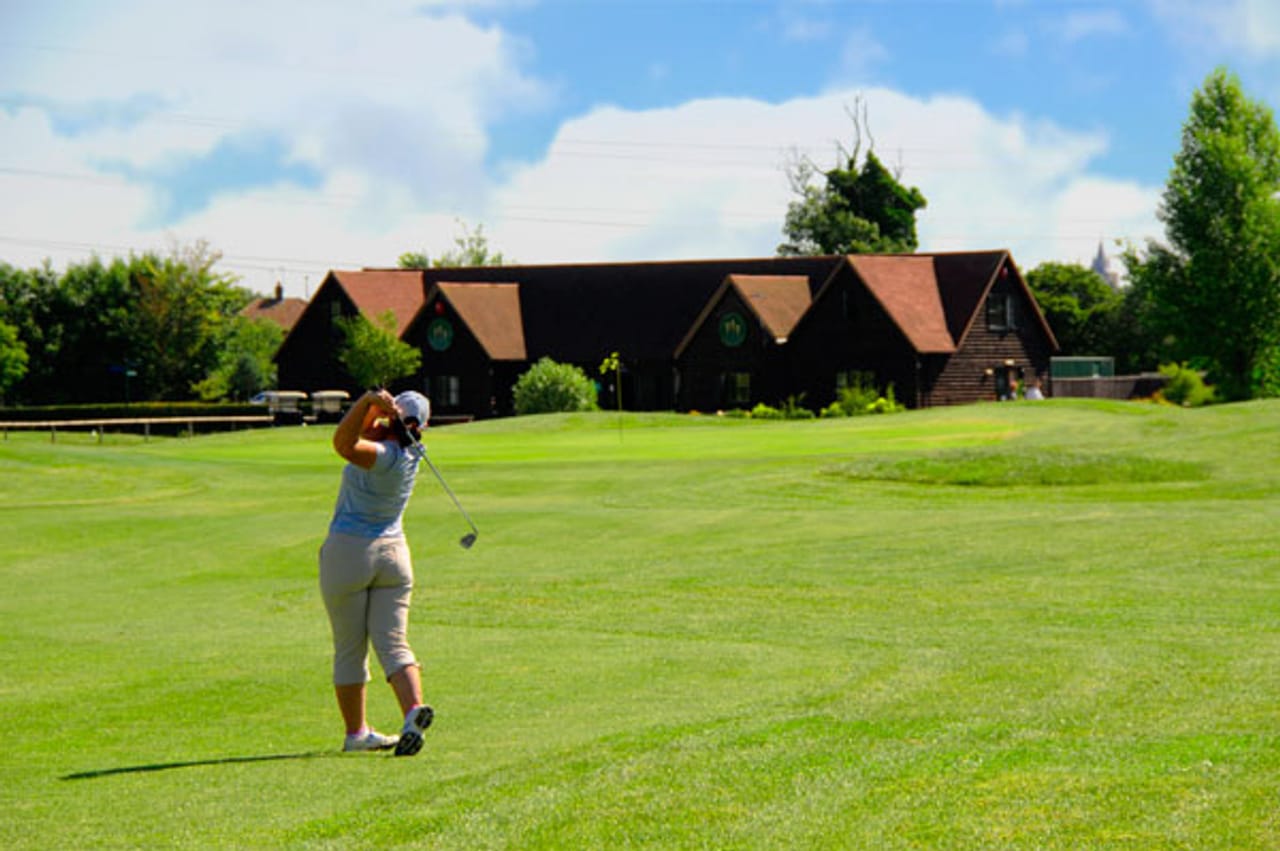 Aylesbury Park Golf Club (18)