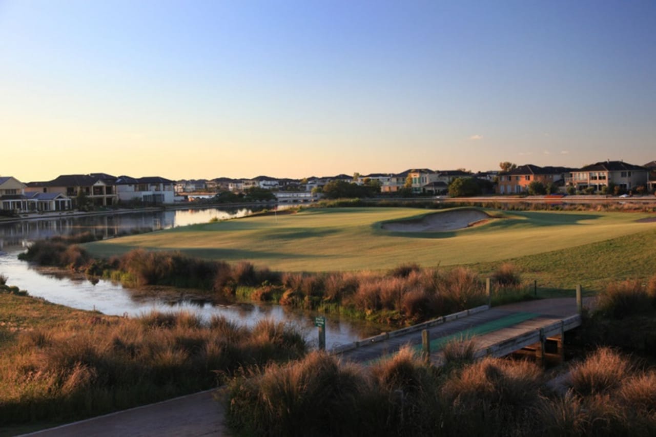 Sanctuary Lakes Club