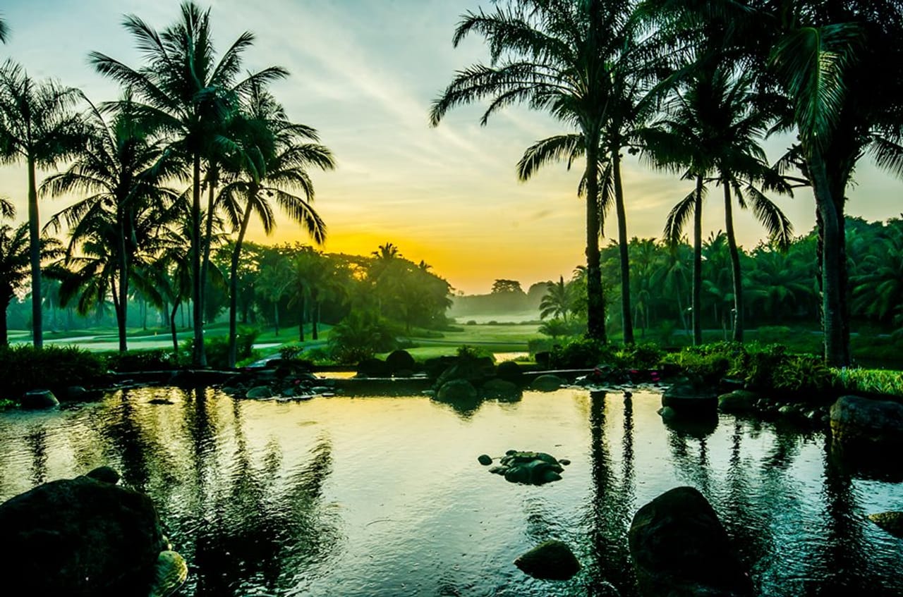 The Manila Southwoods Golf & Country Club (Legends)