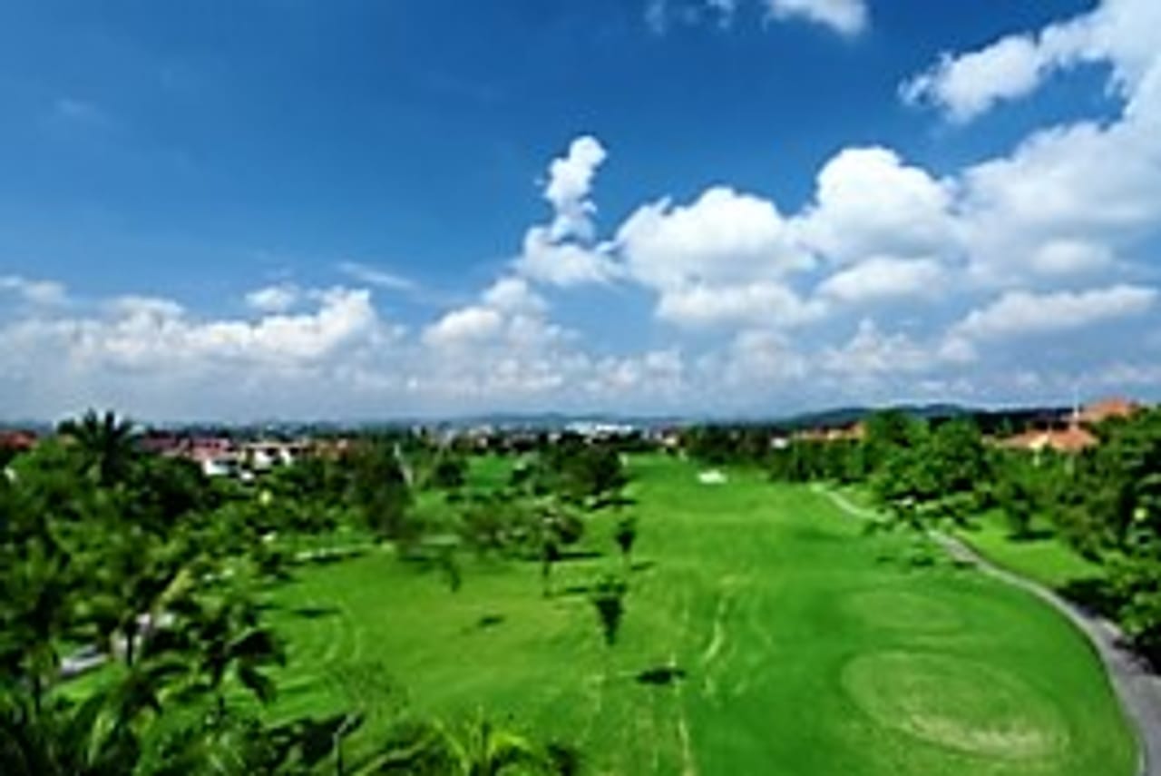 Tropicana Golf & Country Resort