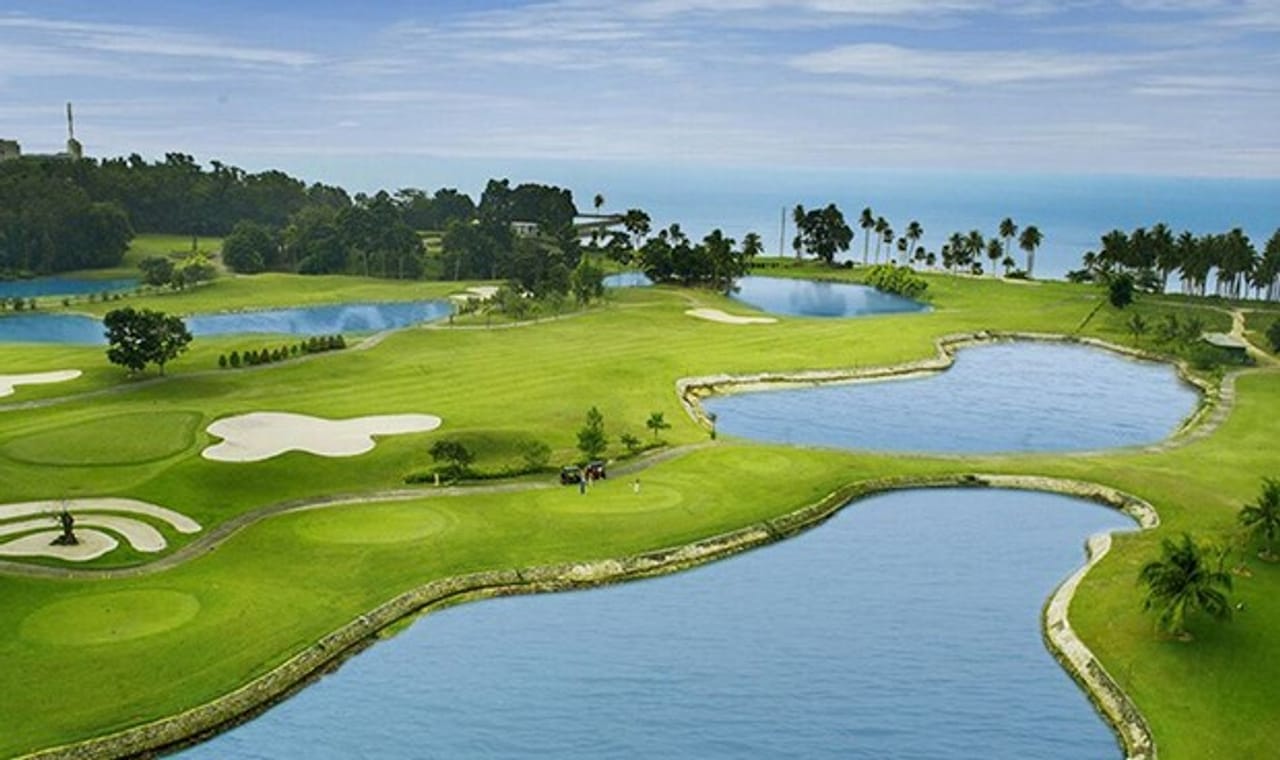 Palm Springs Golf & Country Club Batam
