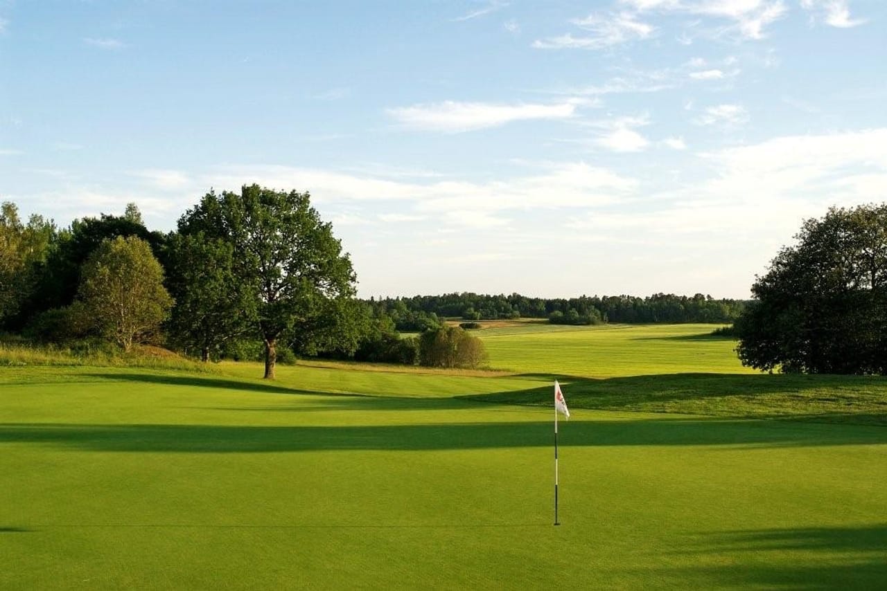Bro-Bålsta Golfklubb (18h)