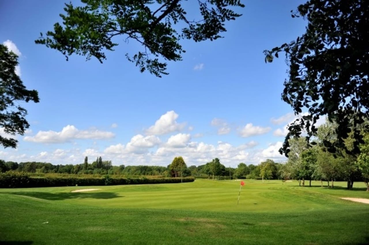 Knights Grange Golf Course