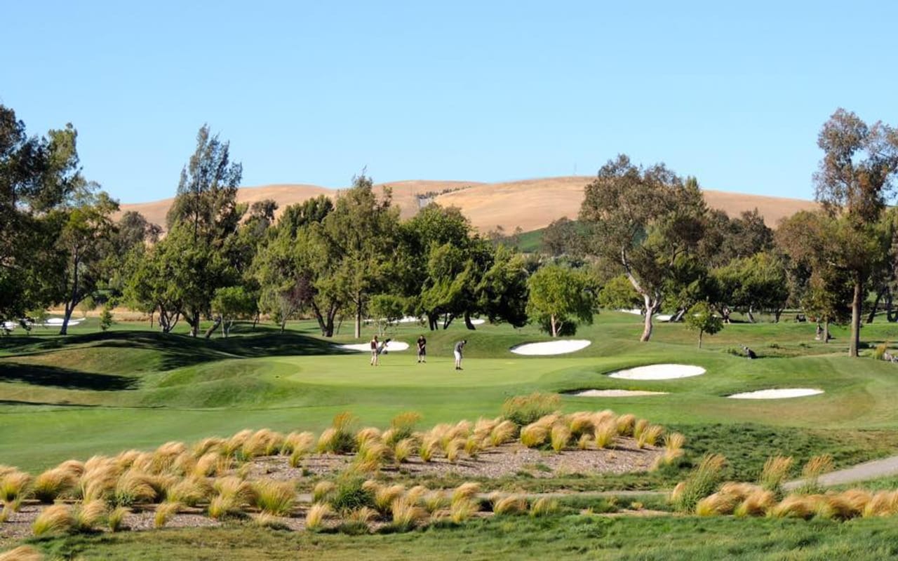Las Positas Golf Course (Signature)