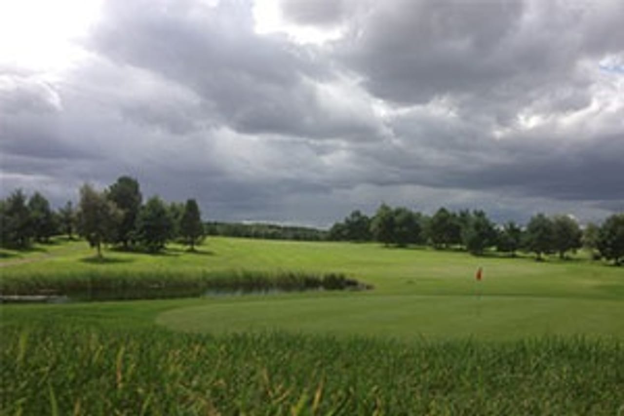 Knotty Hill Golf Centre (Dukes)