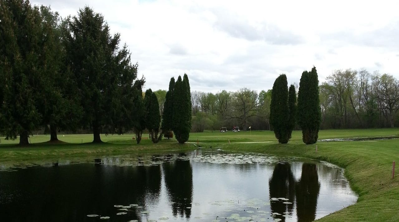 Eagle Springs Golf Resort