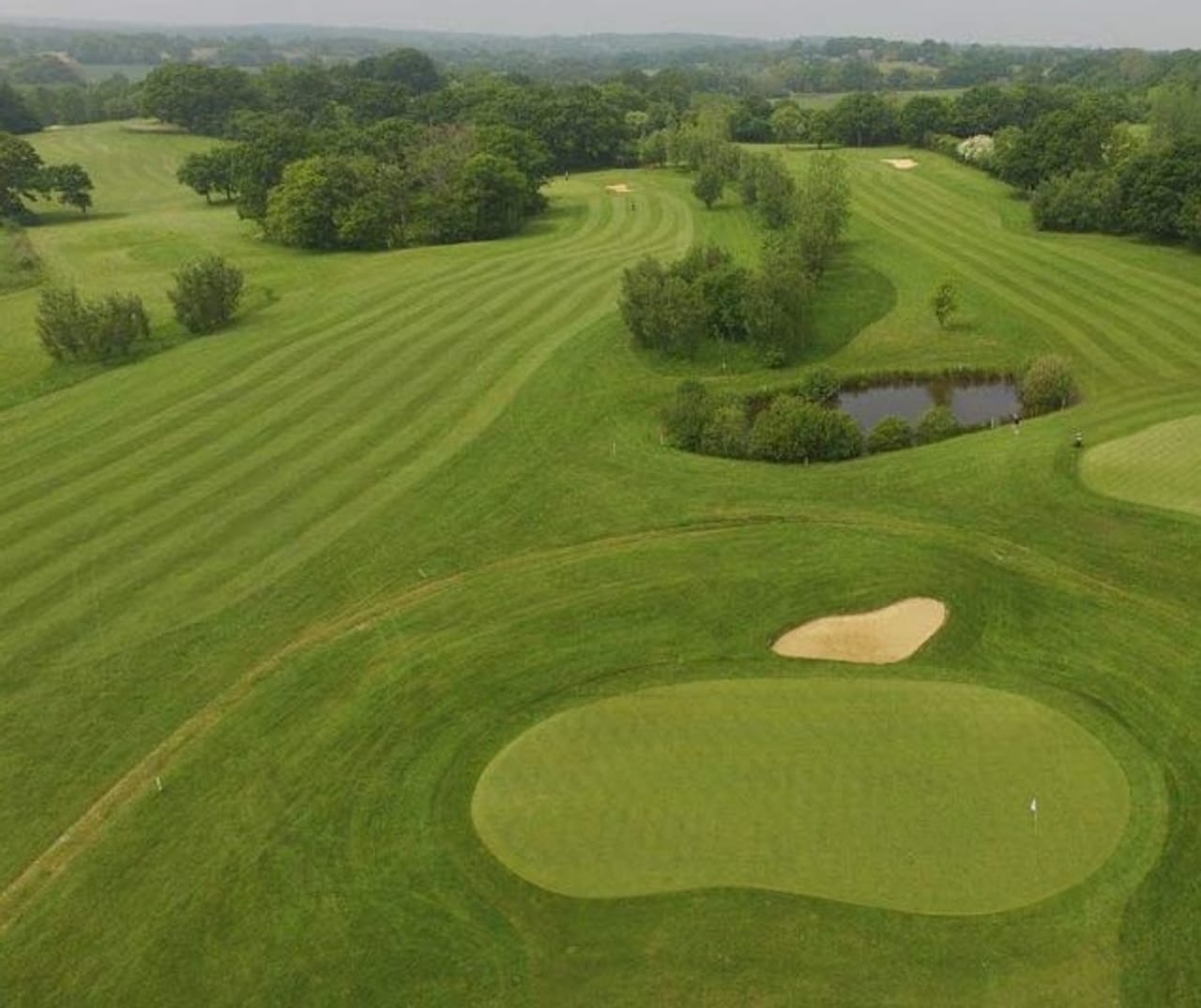 London Beach Hotel & Spa