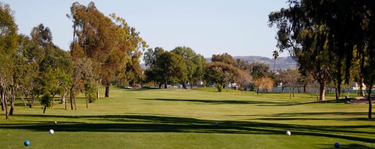 Costa Mesa Country Club (Los Lagos)